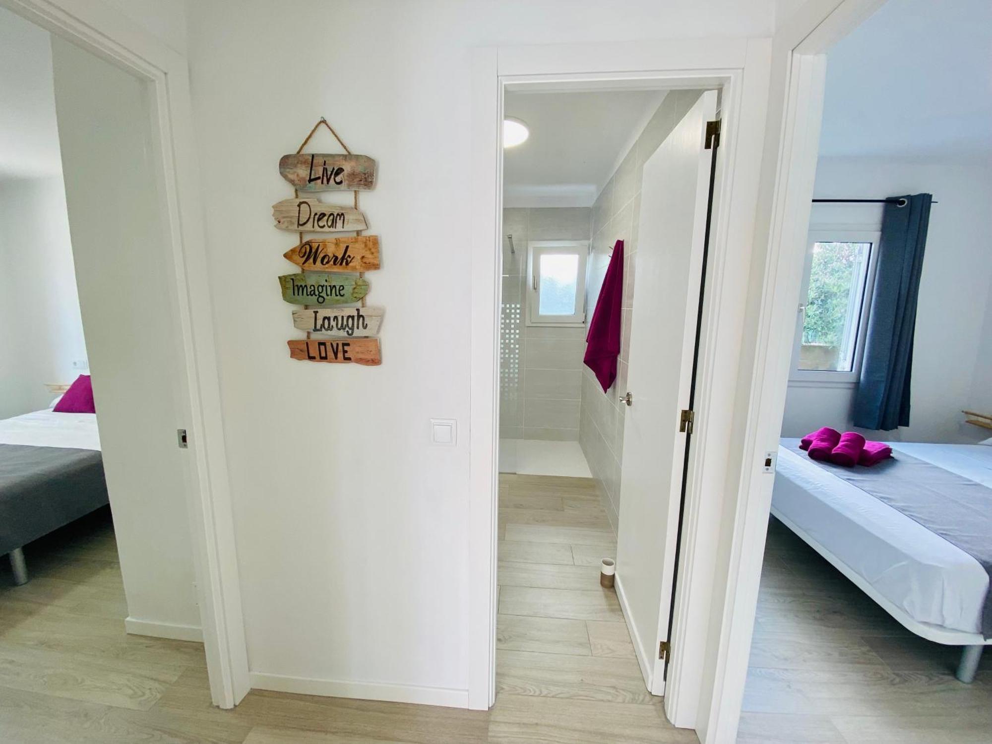 Apartment Mar Apartment. Pool, Bbc, Free Wifi *